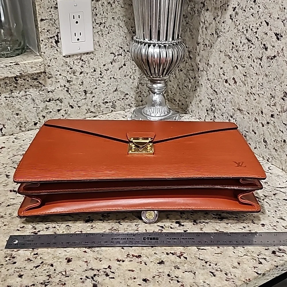Louis Vuitton brown Epi leather briefcase 16x11x4 inches